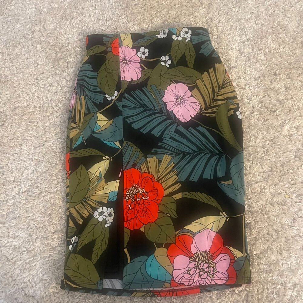 GUESS Tropical Floral Pencil Skirt Front Slit Stretch S - Picture 3 of 9